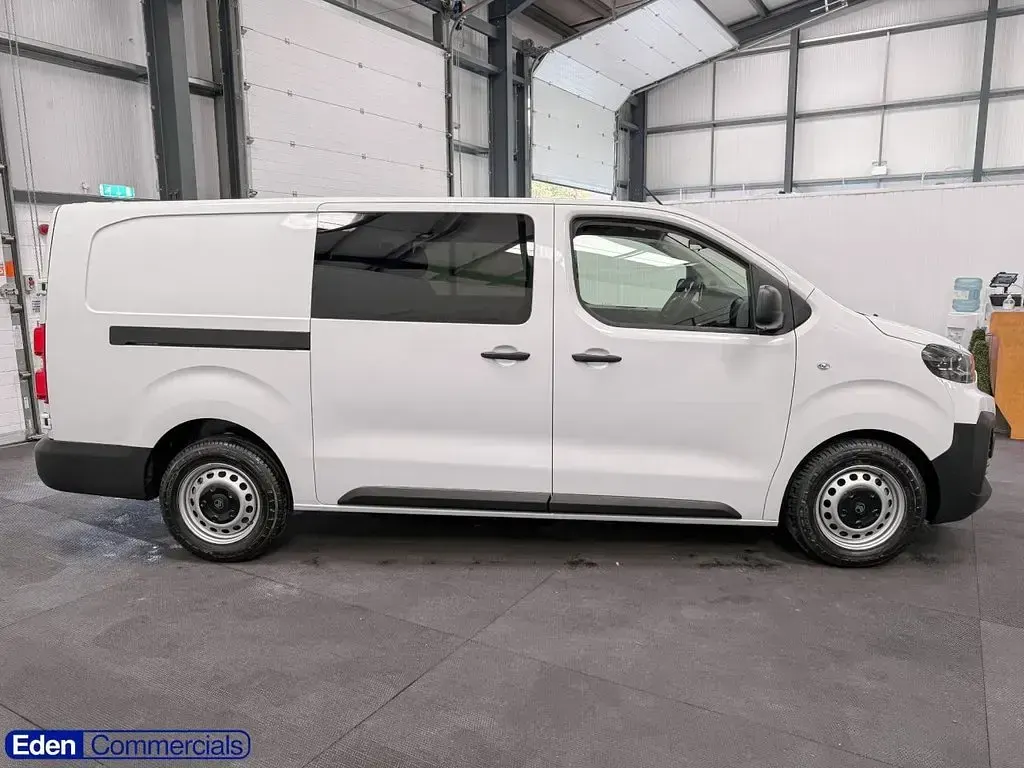 New Citroën Dispatch 145 HP (106 kW) 2025 White MPV