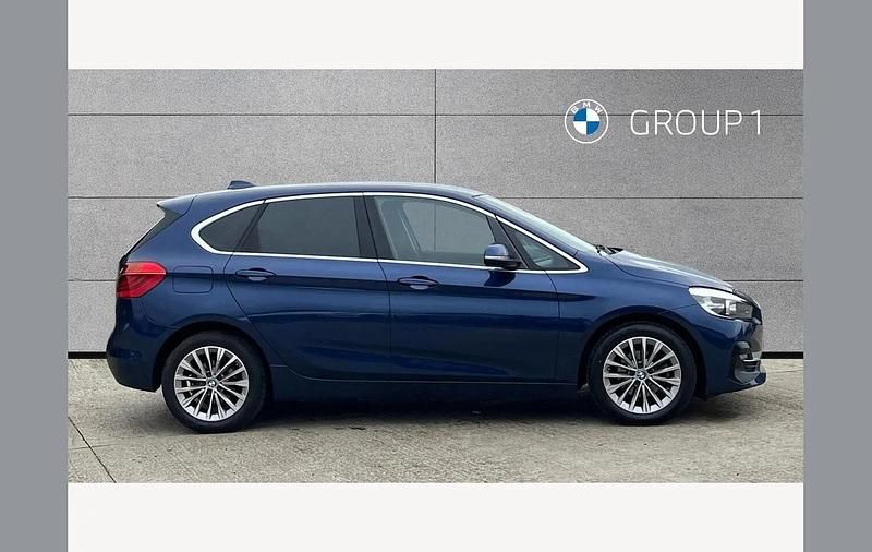 Used BMW 218 Luxury Line 140 HP (102 kW) 2020 Blue Estate