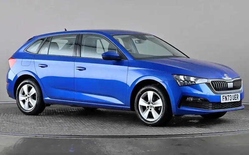 Usado Skoda Scala SE 110 CV (80 kW) 2023 Utilitario