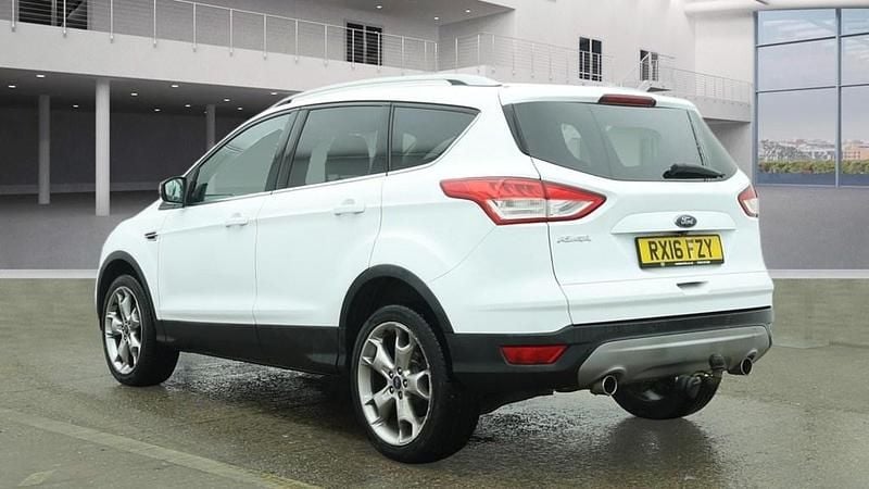 Used Ford Kuga Titanium X 180 HP (132 kW) 2016 Frozen white SUV