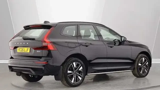 Begagnad Volvo XC60 Plus 261 HK (191 kW) 2026 SUV