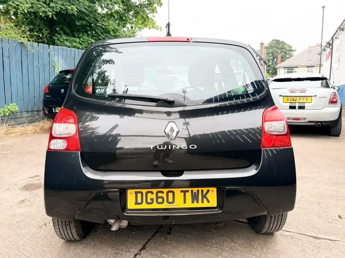 Used Renault Twingo 2010 Black Hatchback