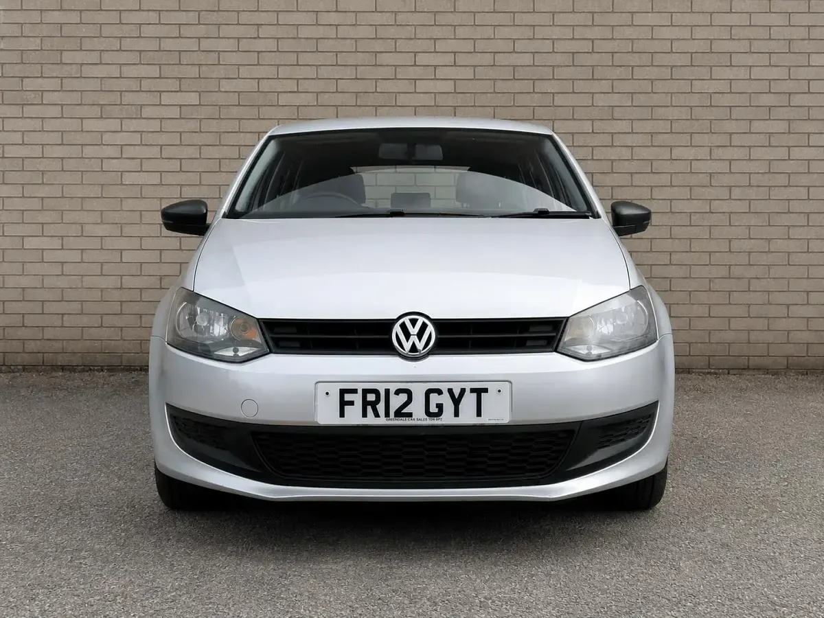 Used VW Polo S 60 HP (44 kW) 2012 Silver Hatchback