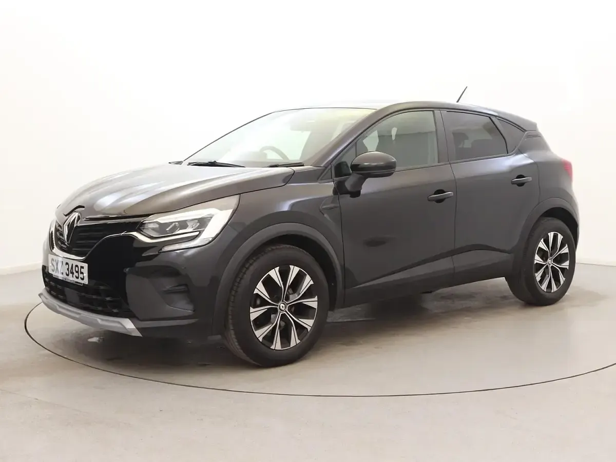 Used Renault Captur Evolution 91 HP (66 kW) 2023 Black SUV
