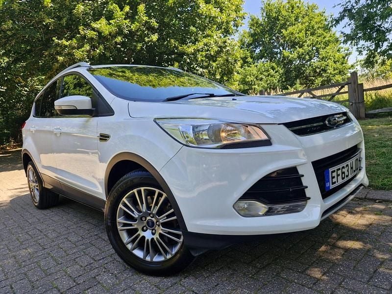 White Used 2014 Ford Kuga Titanium SUV | £5,300 (Fair price) - Image 1/4