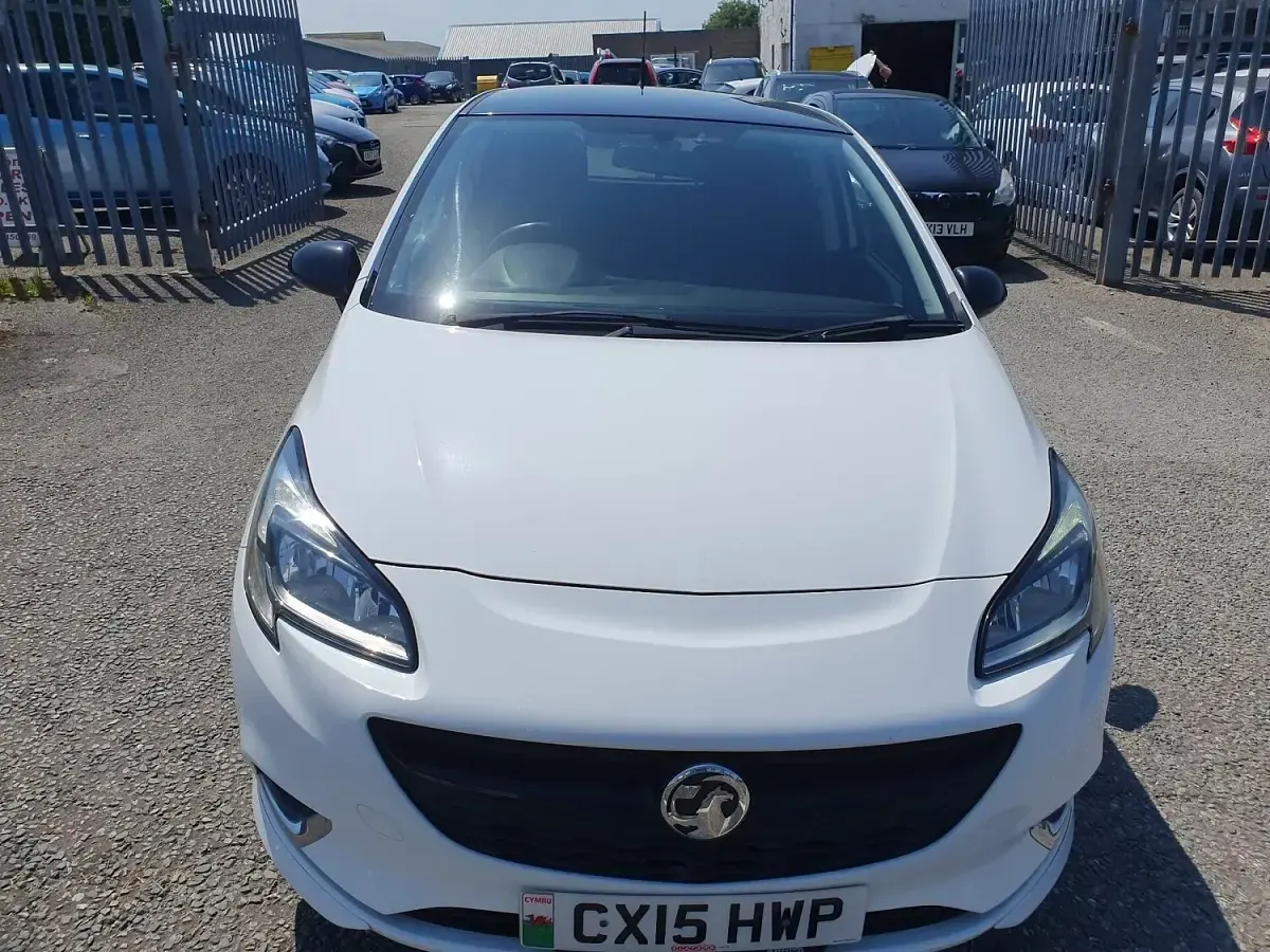 Used Vauxhall Corsa Edition 2015 White Hatchback