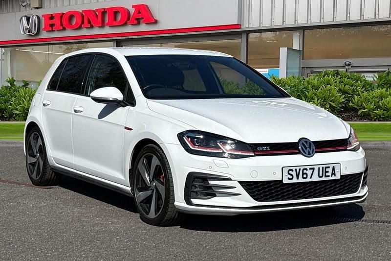 Begagnad VW Golf VII GTI 2017 Vit Halvkombi