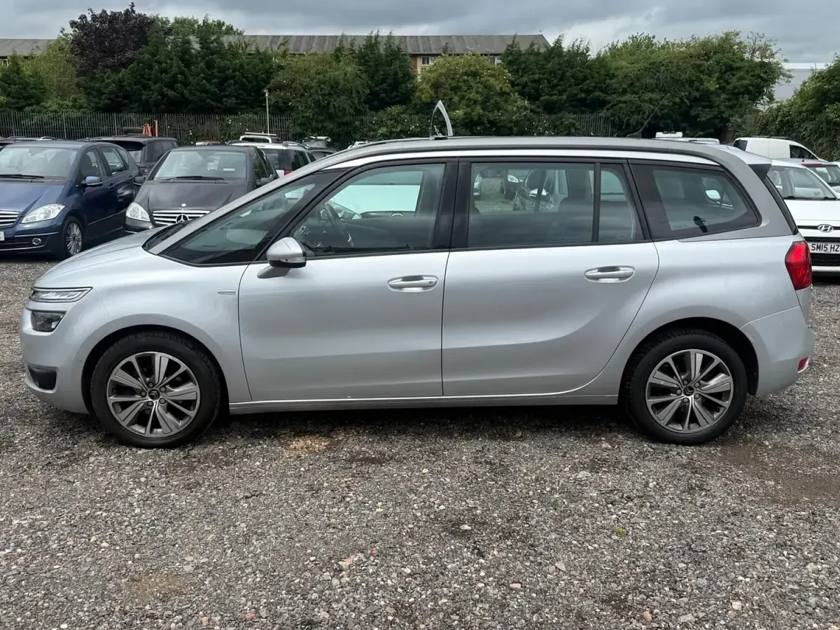 Used Citroën Grand C4 Picasso Exclusive 120 HP (88 kW) 2016 Silver MPV