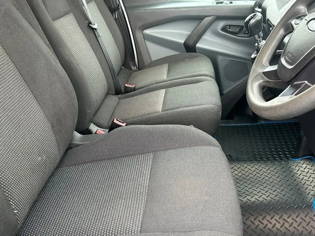 Used Ford Transit Custom 100 HP (73 kW) 2014 White Van