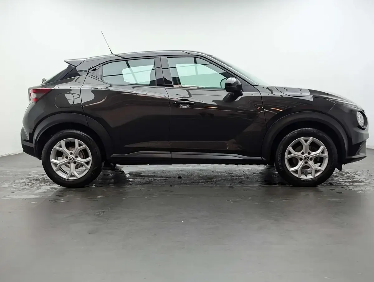 Used Nissan Juke Acenta 117 HP (86 kW) 2020 Black SUV