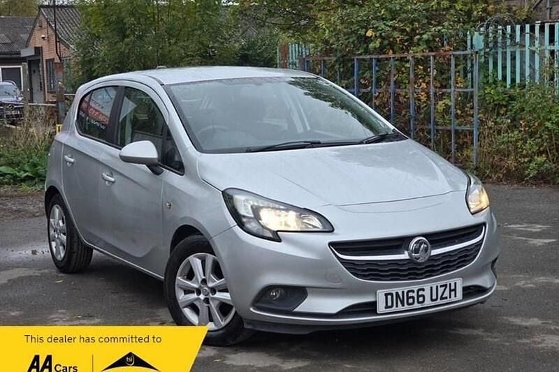 Silver Used 2016 Vauxhall Corsa Design Edition Hatchback | £4,090 (Good price) - Image 1/1