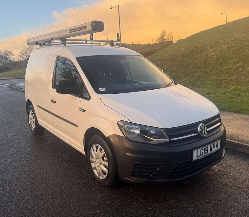 White Used 2019 VW Caddy Startline MPV | £5,500 (Super price) - Image 1/4