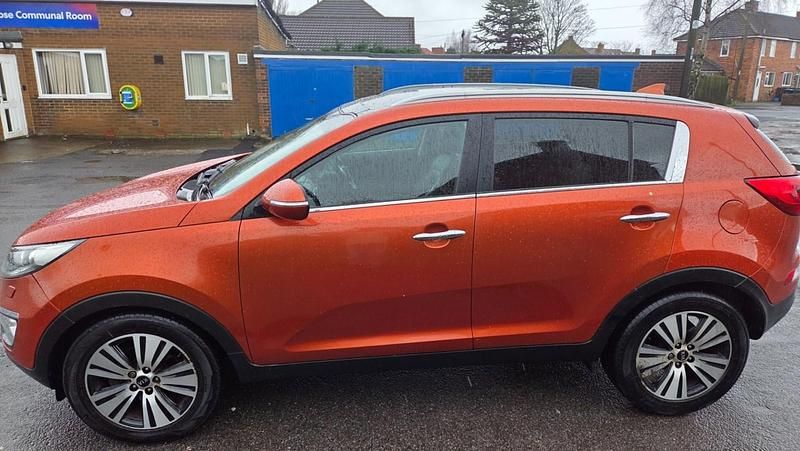 Used Kia Sportage 115 HP (84 kW) 2014 Orange SUV