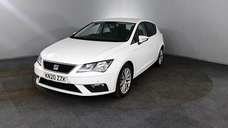 Used Seat Leon SE Dynamic 115 HP (84 kW) 2020 White Hatchback