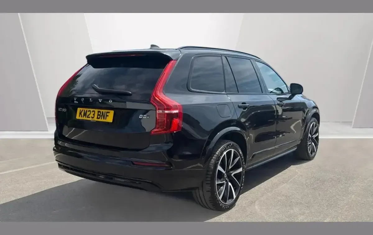 Used Volvo XC90 Ultimate 250 HP (183 kW) 2023 Black SUV