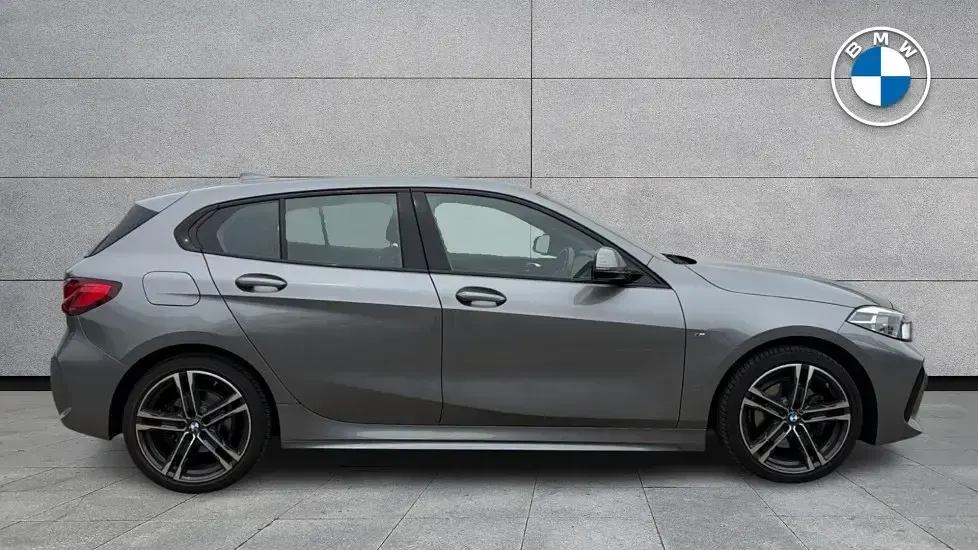 Used BMW 118 M Sport 134 HP (98 kW) 2023 Grey