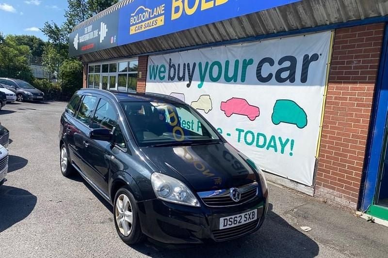 Black Used 2013 Vauxhall Zafira MPV | £1,899 (Good price) - Image 1/1