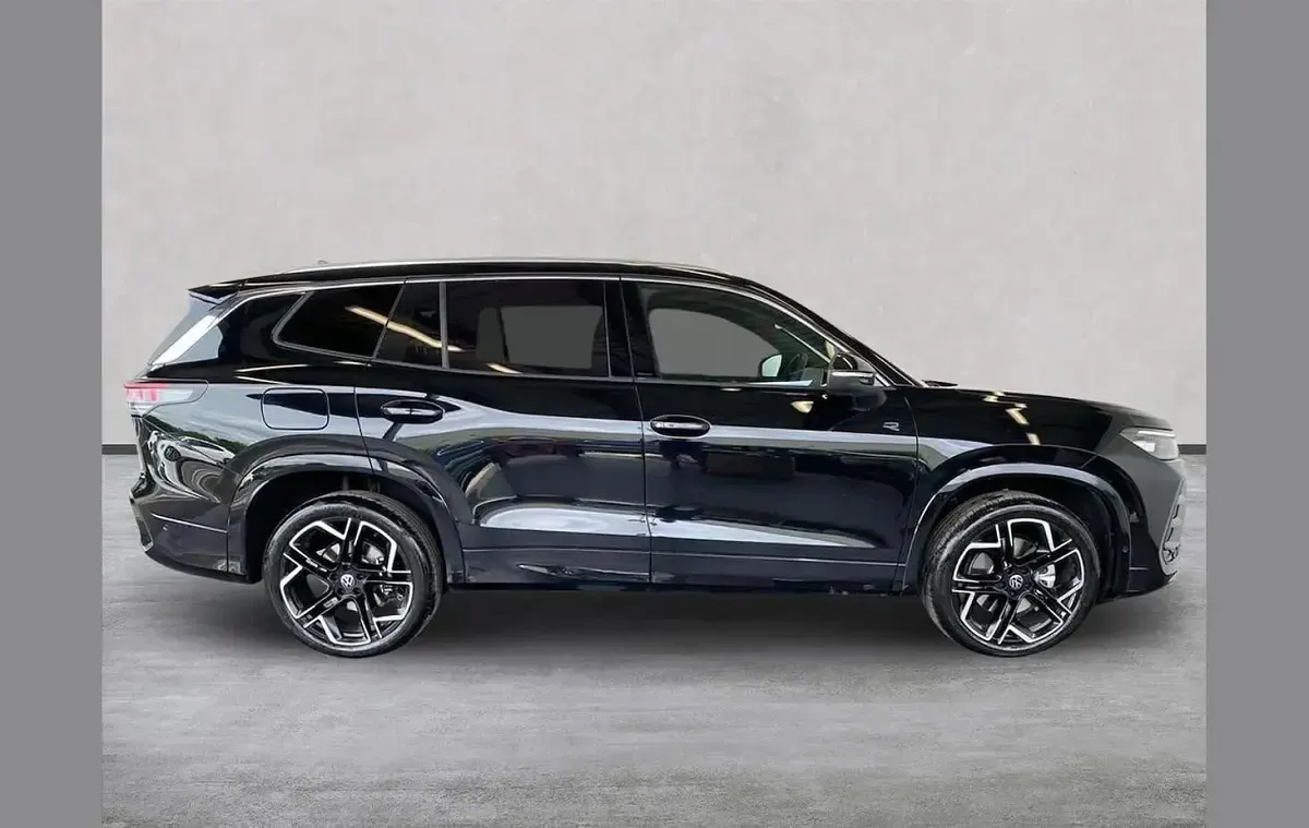 Used VW Tayron R-line 204 HP (150 kW) 2026 Black SUV