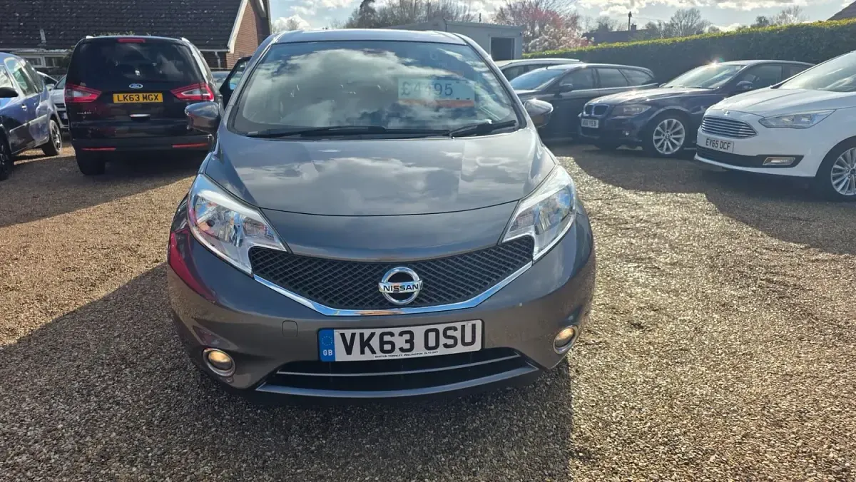 Used Nissan Note Tekna 90 HP (66 kW) 2013 Grey Hatchback