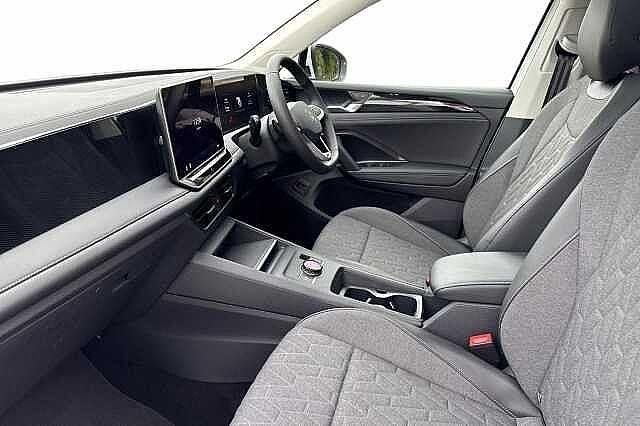 Used VW Tiguan Match 150 HP (110 kW) 2025 White SUV