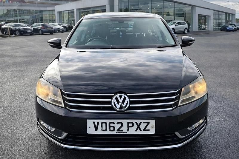Used VW Passat SE 140 HP (102 kW) 2012 Black Sedan