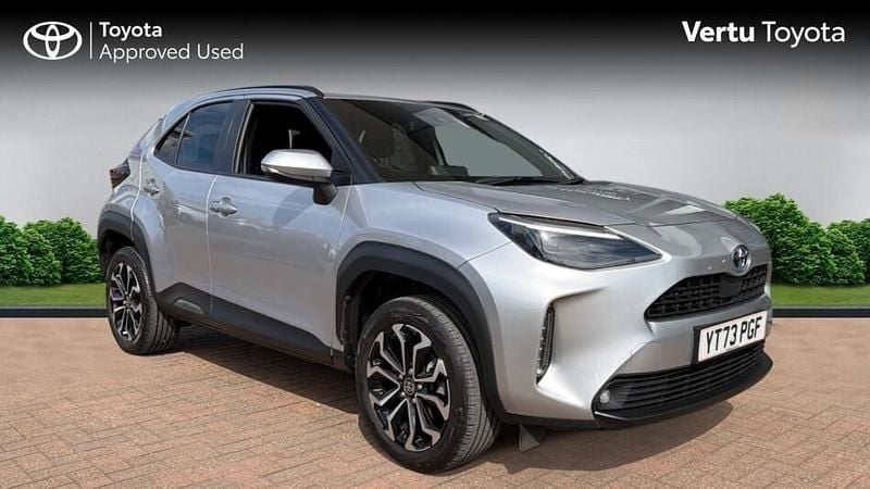 Used Toyota Yaris Hybrid Design 116 HP (85 kW) 2023 Estate