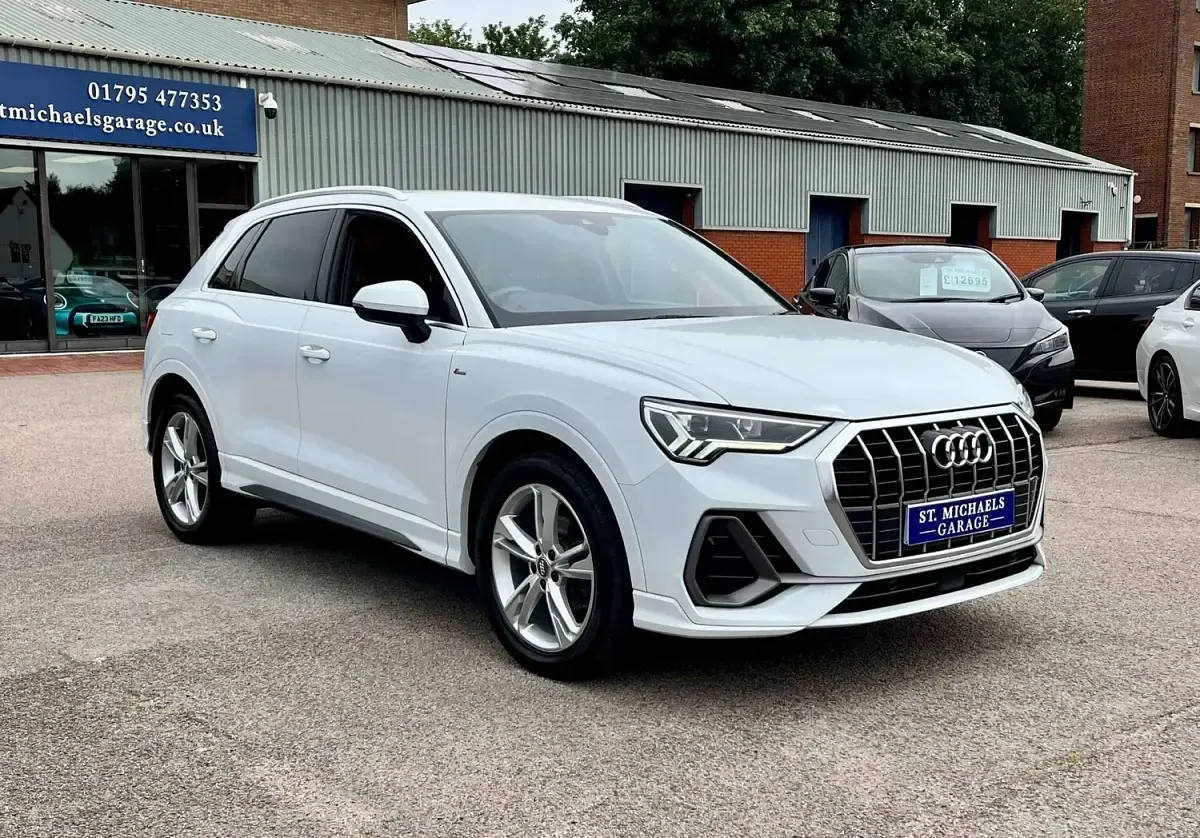 Used Audi Q3 S-Line 150 HP (110 kW) 2019 White SUV