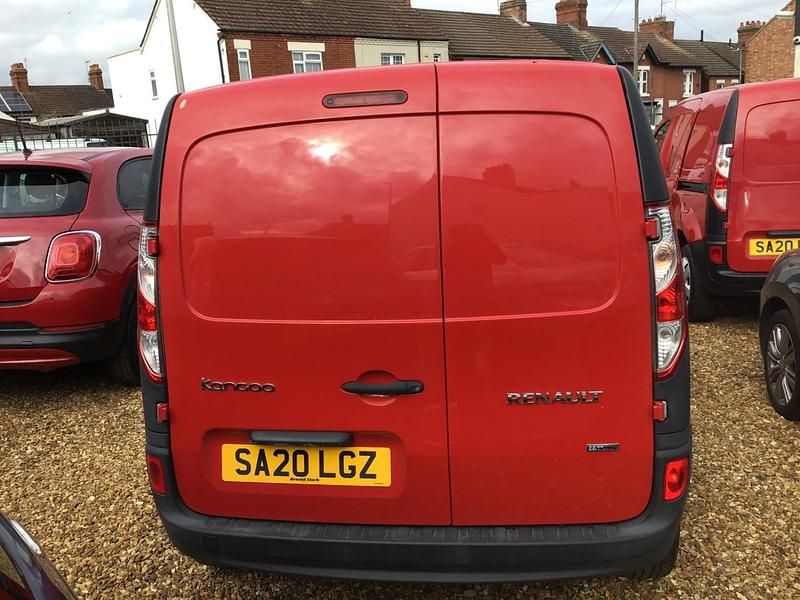 Used Renault Kangoo Business 44 kW (60 HP) 2020 Red MPV