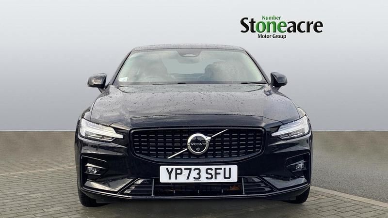 Used Volvo S60 Ultimate 250 HP (183 kW) 2023 Black Sedan