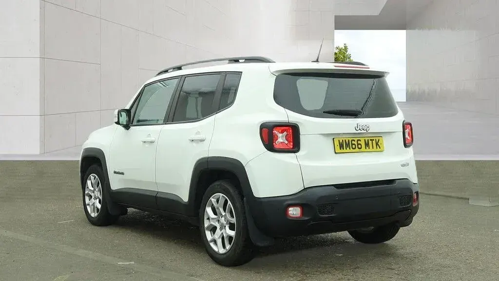 Used Jeep Renegade Longitude 140 HP (102 kW) 2017 White SUV