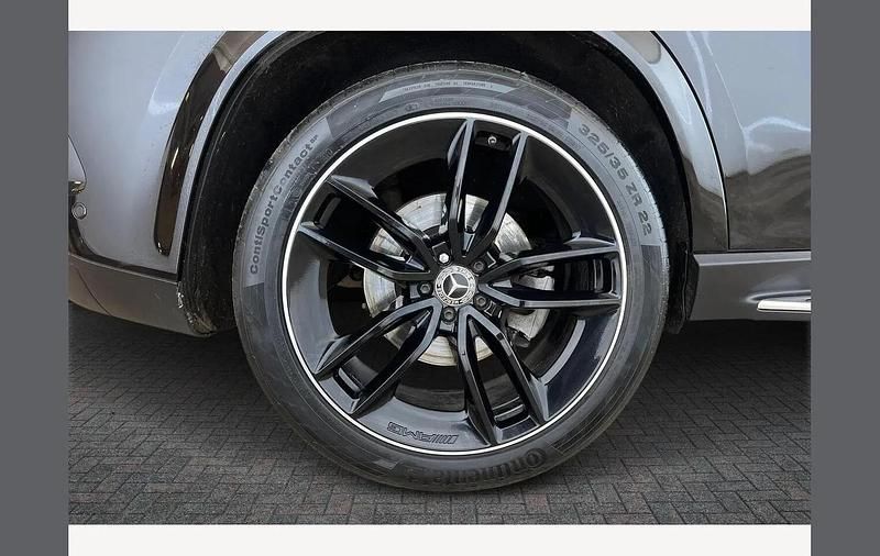 Used Mercedes GLE450 AMG AMG line 375 HP (275 kW) 2023 Black SUV