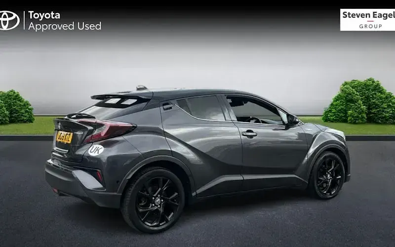 Used Toyota C-HR 122 HP (89 kW) 2019 Grey SUV