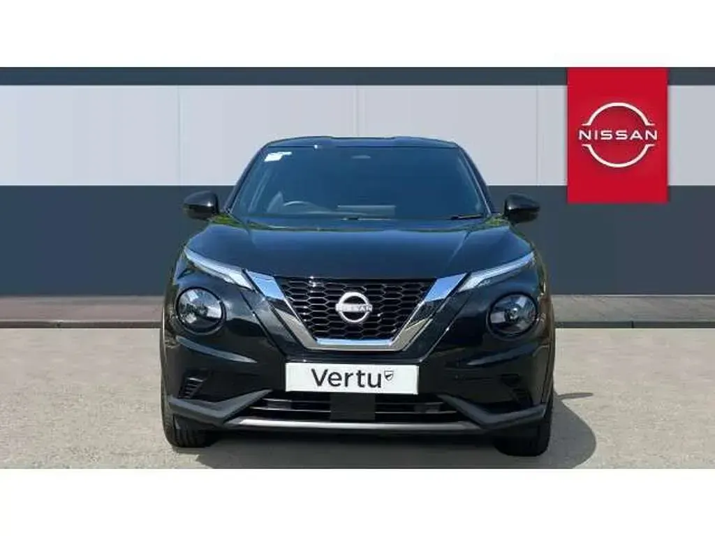Used Nissan Juke N-Connecta 114 HP (83 kW) 2025 Black SUV
