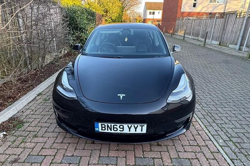 Used Tesla Model 3 11 kW (15 HP) 2019 Sedan