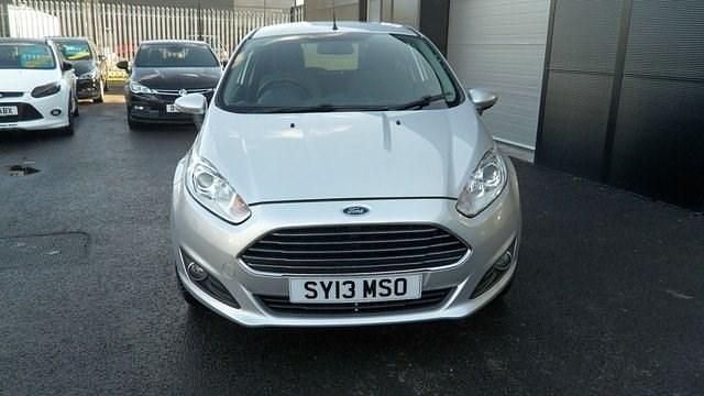 Used Ford Fiesta Zetec 82 HP (60 kW) 2013 Hatchback