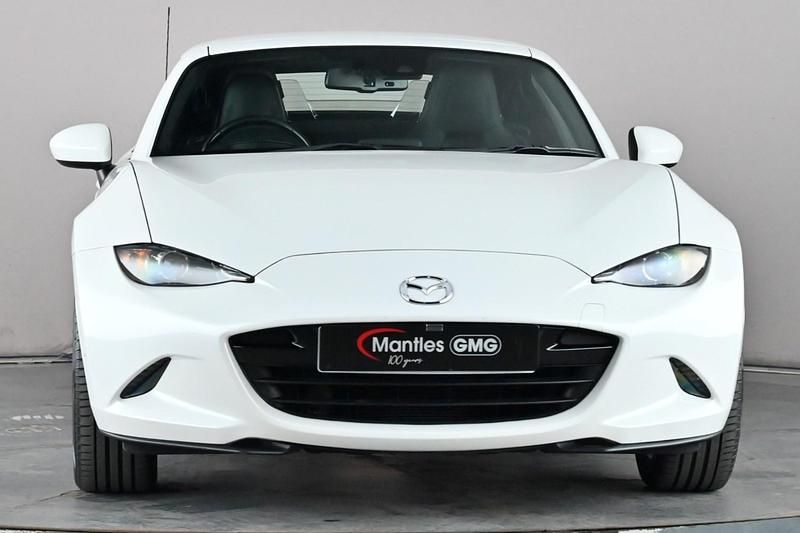 Used Mazda MX5 Inclusive 184 HP (135 kW) 2018 White Cabriolet