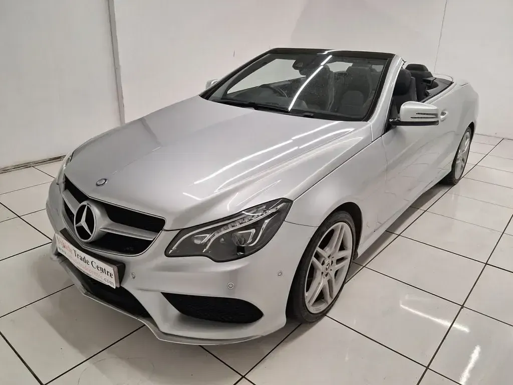 Second-hand Mercedes E250 AMG line 204 CP (150 kW) 2015 Argintiu Cabrio