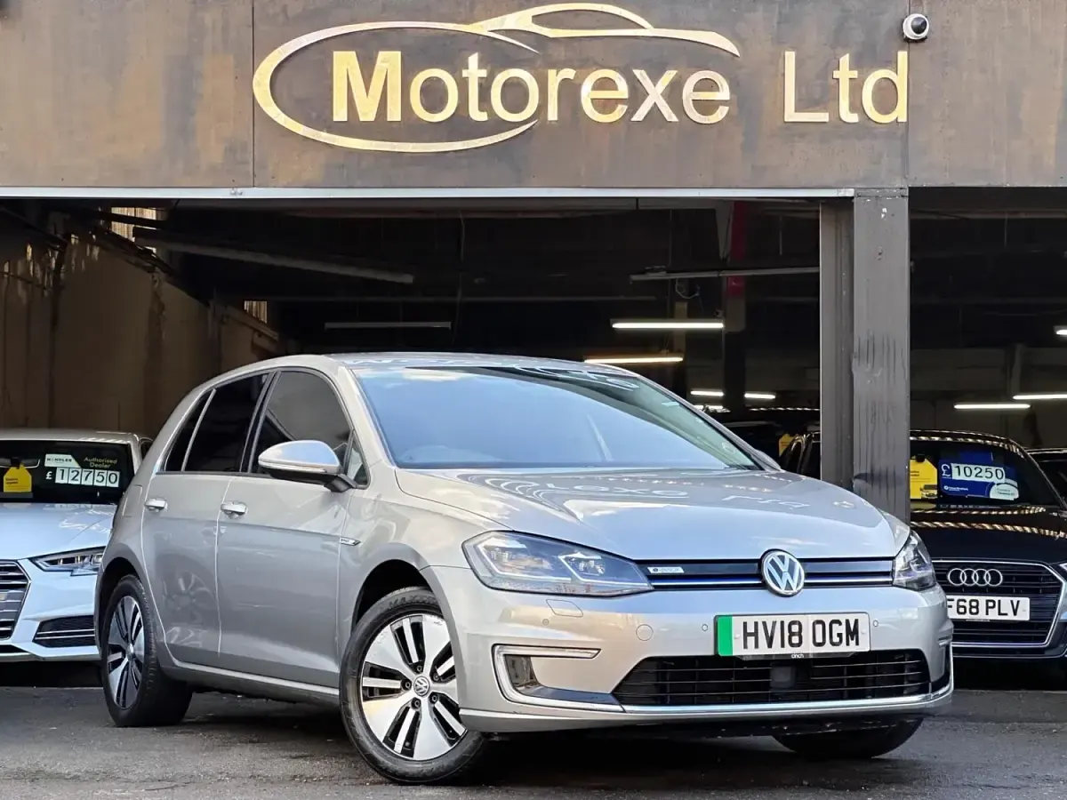 Usado VW e-Golf 99 kW (135 HP) 2018 Prateado Citadino
