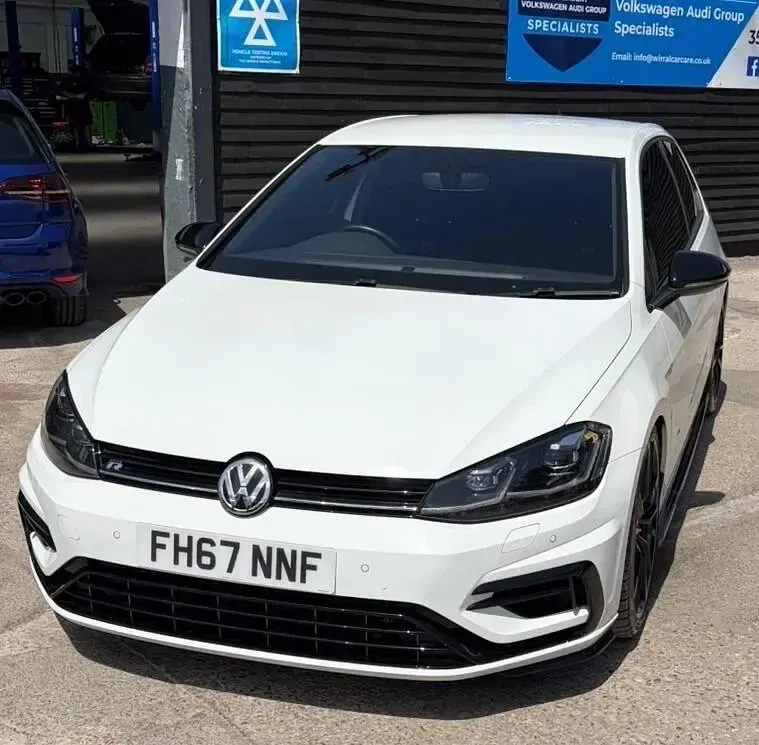 Used VW Golf VII R 310 HP (228 kW) 2018 White Hatchback