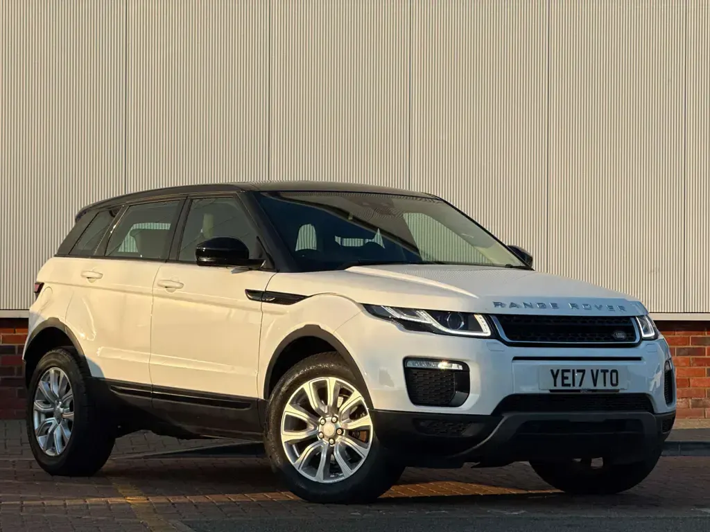 Used Land Rover Range Rover evoque SE 2017 White SUV
