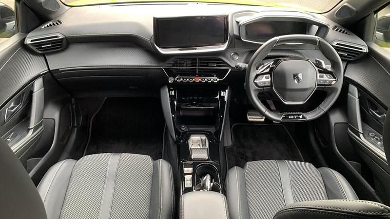 Used Peugeot 208 GT 102 HP (75 kW) 2024 Yellow Hatchback