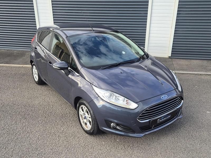 Used Ford Fiesta Titanium 2014 Grey Hatchback