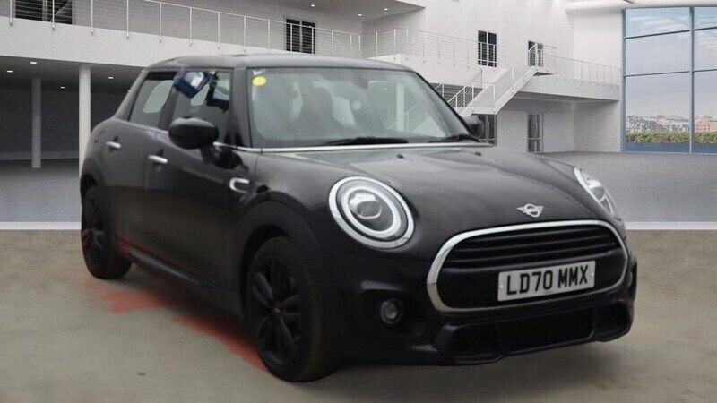 Black Used 2020 Mini Cooper Hatch Hatchback | £16,499 (Fair price) - Image 1/4