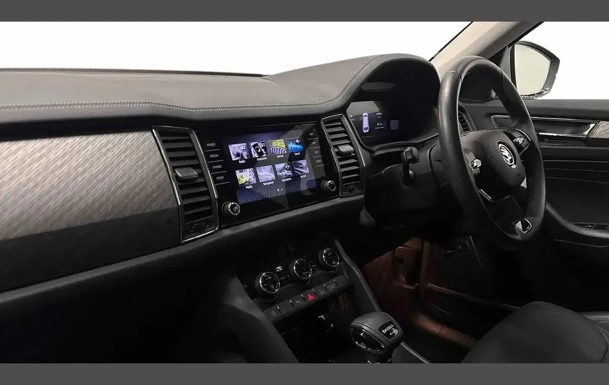 Used Skoda Kodiaq SE L Executive 150 HP (110 kW) 2023 Silver SUV