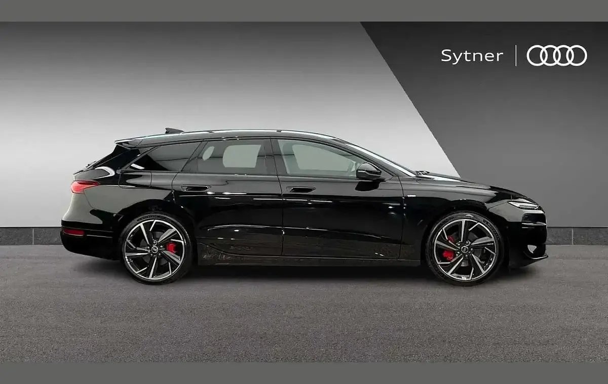 New Audi A6 e-tron Comfort 210 kW (286 HP) 2026 Black Estate