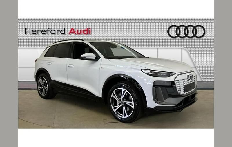 Other New 2025 Audi Q6 e-tron S-Line SUV | £61,188 (Good price) - Image 1/4