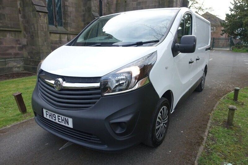 White Used 2019 Vauxhall Vivaro S Van | £8,250 (Good price) - Image 1/4