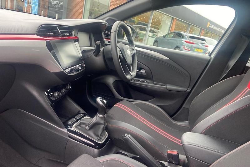 Used Vauxhall Corsa 75 HP (55 kW) 2023 White Hatchback