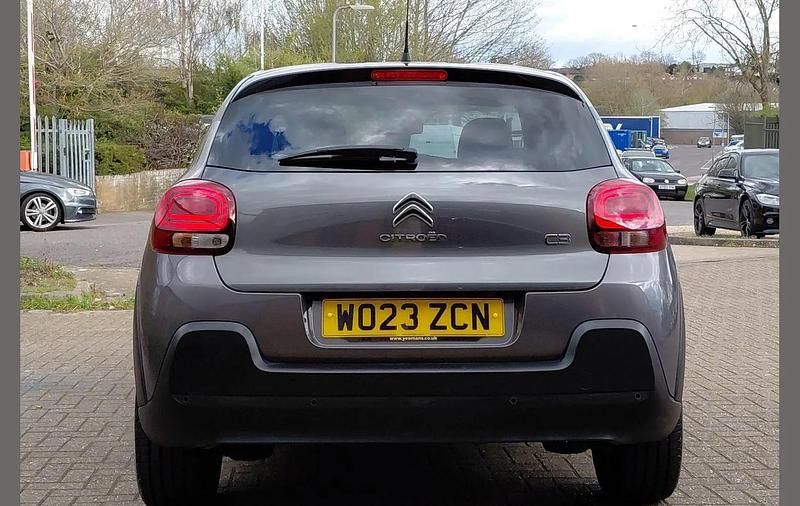 Used Citroën C3 PureTech 82 HP (60 kW) 2023 Grey Hatchback
