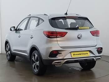 Używany MG ZS Excite 106 KM (77 kW) 2024 Srebrny SUV
